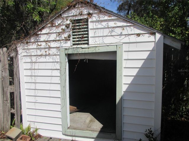 18601 SE 24TH LANE, Ocklawaha, FL 32179