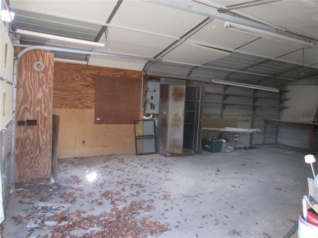 18601 SE 24TH LANE, Ocklawaha, FL 32179