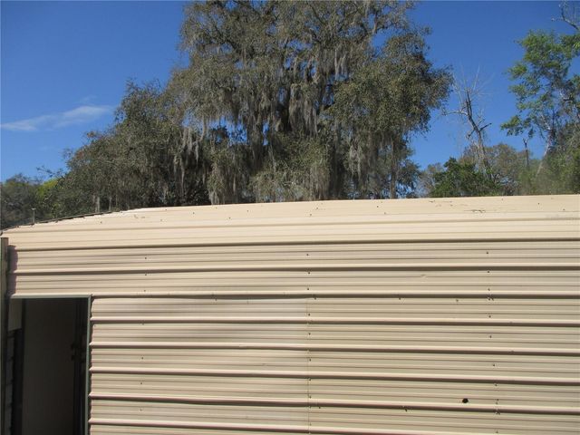 18601 SE 24TH LANE, Ocklawaha, FL 32179