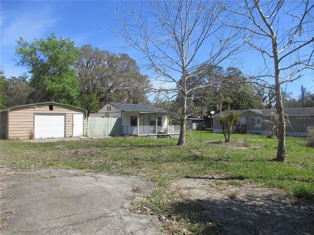 18601 SE 24TH LANE, Ocklawaha, FL 32179