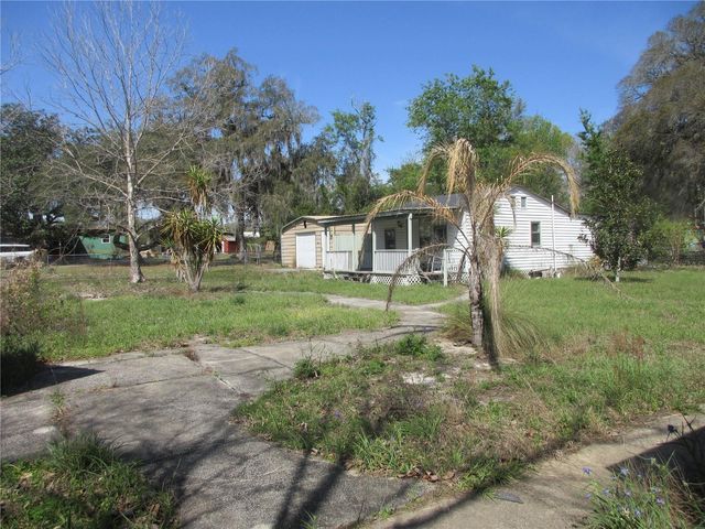 18601 SE 24TH LANE, Ocklawaha, FL 32179
