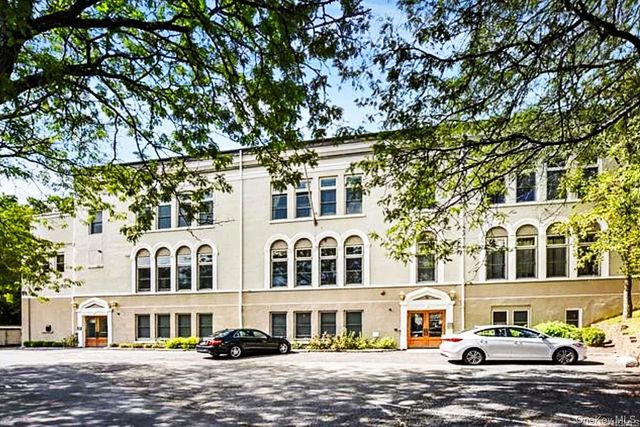 88 Broadway PH1, Ossining, NY 10562