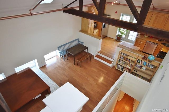 88 Broadway PH1, Ossining, NY 10562