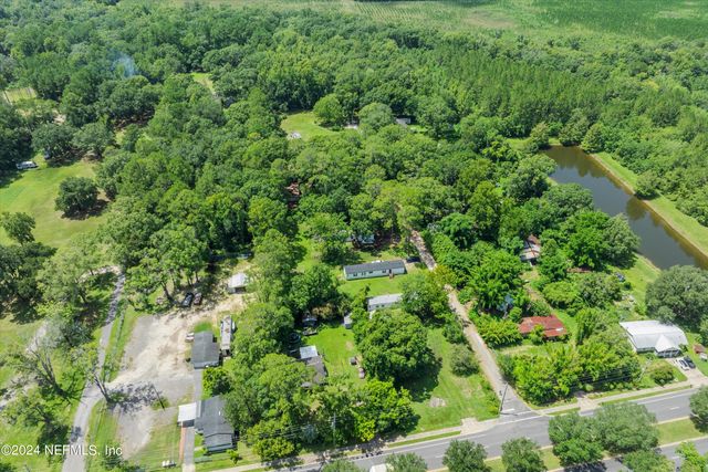 4013 TAYLOR ESTATES Lane, Jacksonville, FL 32219