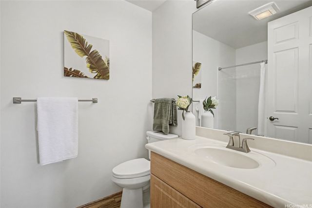 95-948 Wikao Street E304, Honolulu, HI 96789