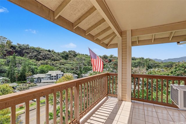 95-948 Wikao Street E304, Honolulu, HI 96789