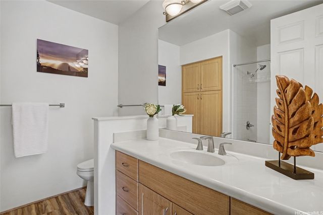 95-948 Wikao Street E304, Honolulu, HI 96789