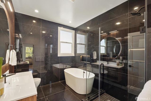 1234 Francisco Street 6, San Francisco, CA 94109