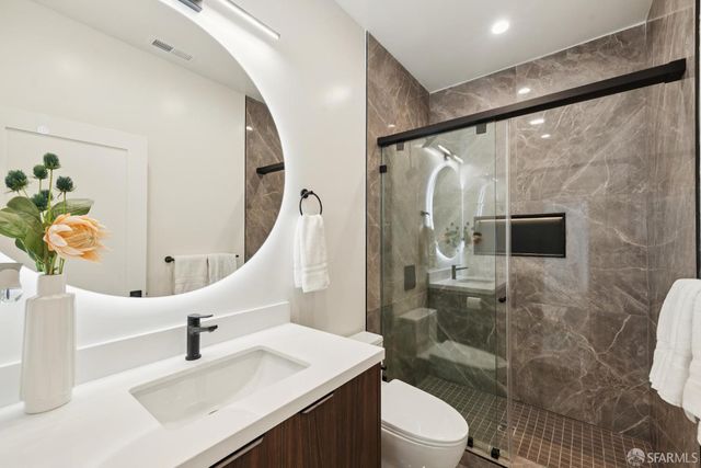 1234 Francisco Street 6, San Francisco, CA 94109