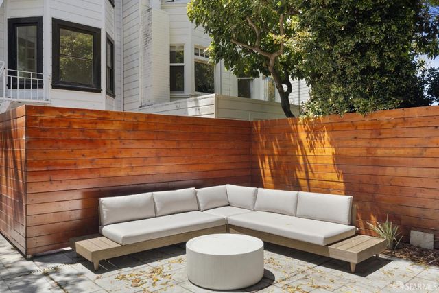 1234 Francisco Street 6, San Francisco, CA 94109