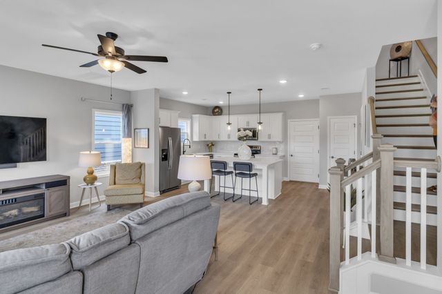 227 Champaign PVT Drive, Hendersonville, TN 37075