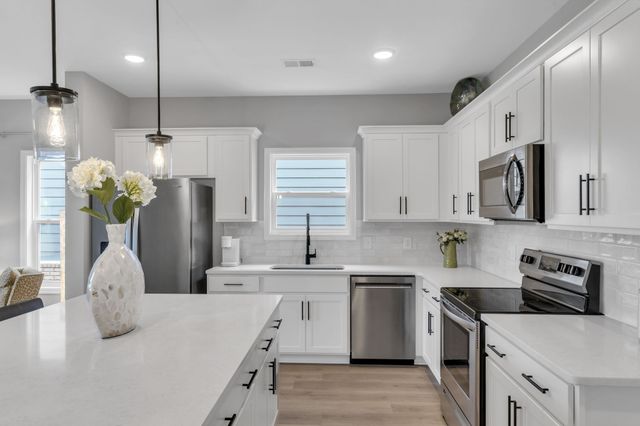 227 Champaign PVT Drive, Hendersonville, TN 37075