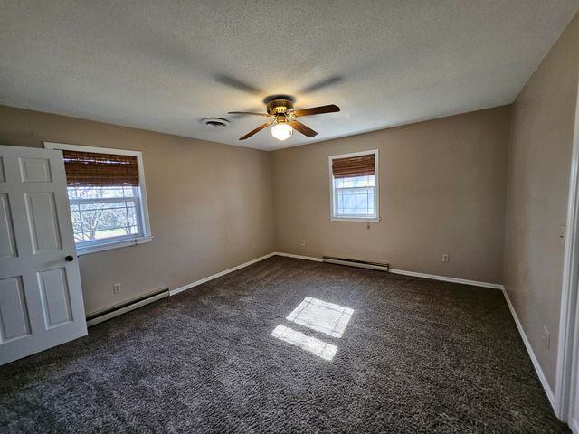 1105 N 14th Street, Monett, MO 65708