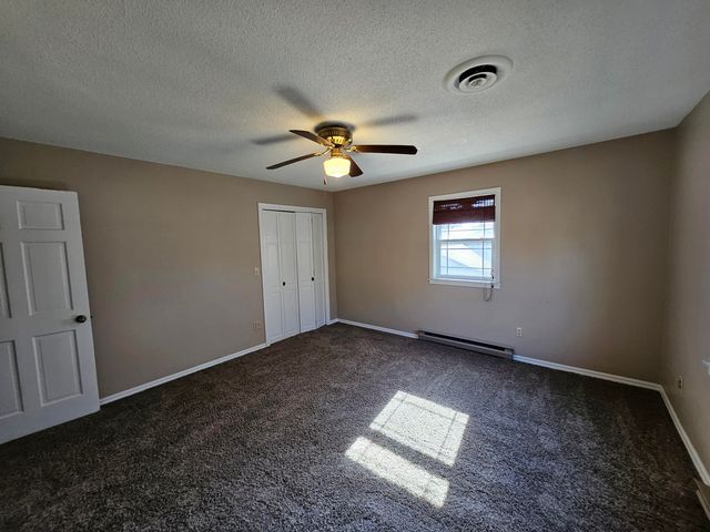 1105 N 14th Street, Monett, MO 65708