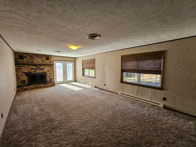 1105 N 14th Street, Monett, MO 65708