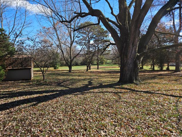 1105 N 14th Street, Monett, MO 65708