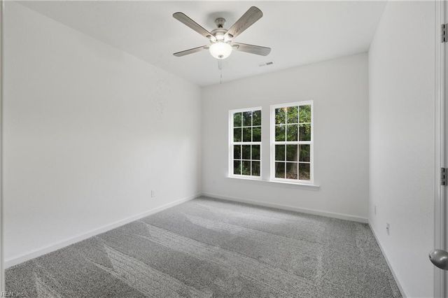 615 Meadstown RD, Elizabeth City, NC 27909