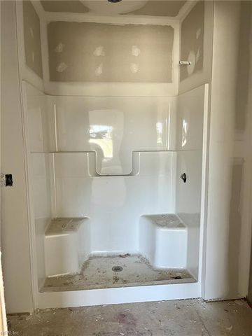 615 Meadstown RD, Elizabeth City, NC 27909