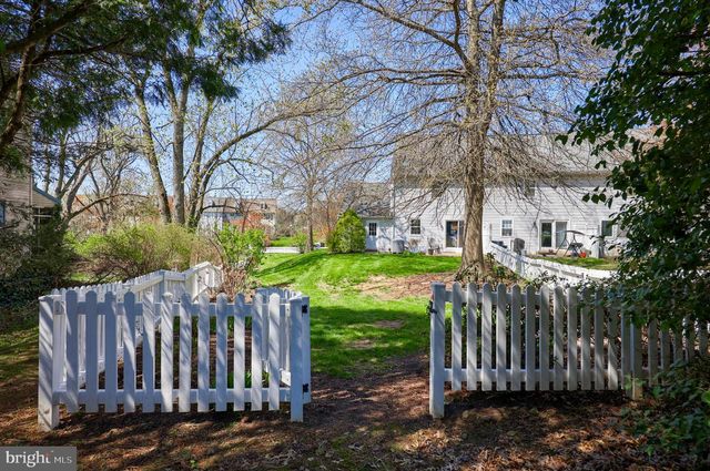 27 PENNWICK DRIVE, Lititz, PA 17543
