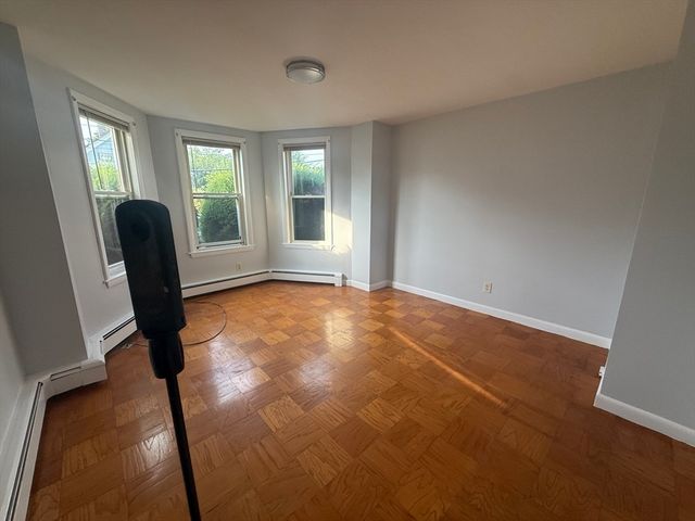 102 Central St 1, Waltham, MA 02453