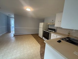 102 Central St 1, Waltham, MA 02453