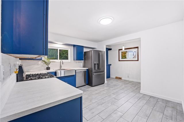 624 S Darby Rd., Hermitage, PA 16148