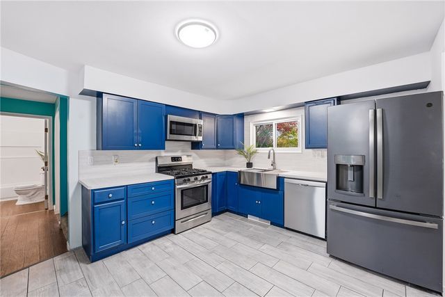 624 S Darby Rd., Hermitage, PA 16148