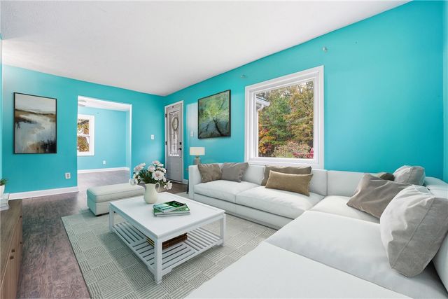 624 S Darby Rd., Hermitage, PA 16148