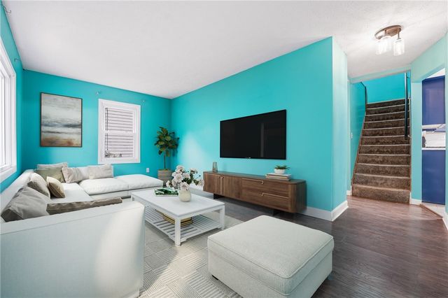 624 S Darby Rd., Hermitage, PA 16148