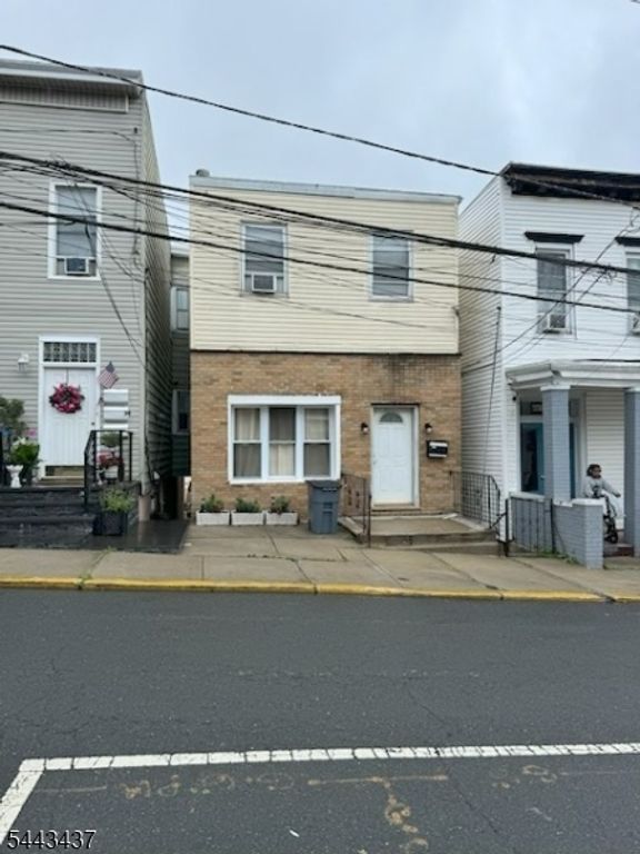 6212 Polk St, West New York Town, NJ 07093 — photo 2