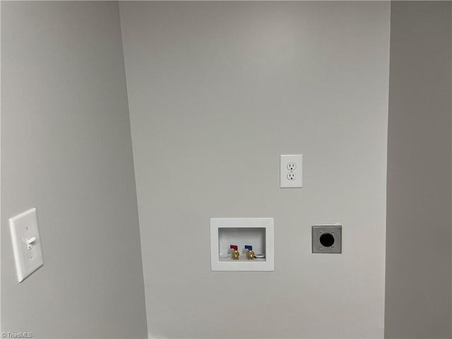 2813 Otter Creek Trail, Burlington, NC 27217