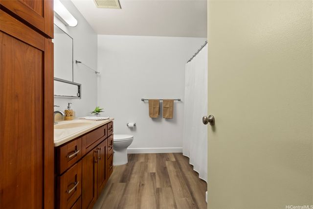 94-506 Kupuohi Street 7102, Waipahu, HI 96797