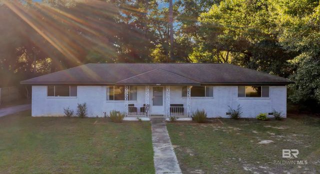 7423 Fairmont Drive, Foley, AL 36535