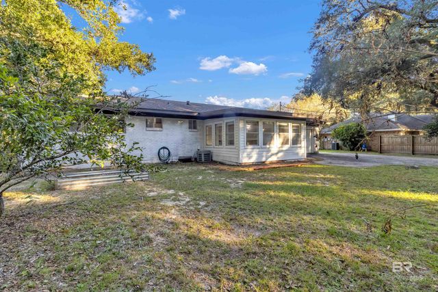 7423 Fairmont Drive, Foley, AL 36535