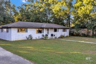 7423 Fairmont Drive, Foley, AL 36535