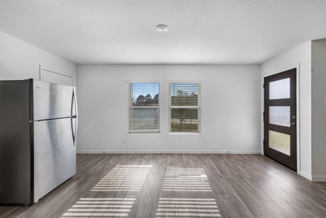 12998 Sorrento Bay Drive, Willis, TX 77318