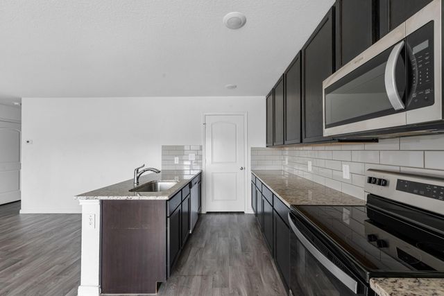 12998 Sorrento Bay Drive, Willis, TX 77318