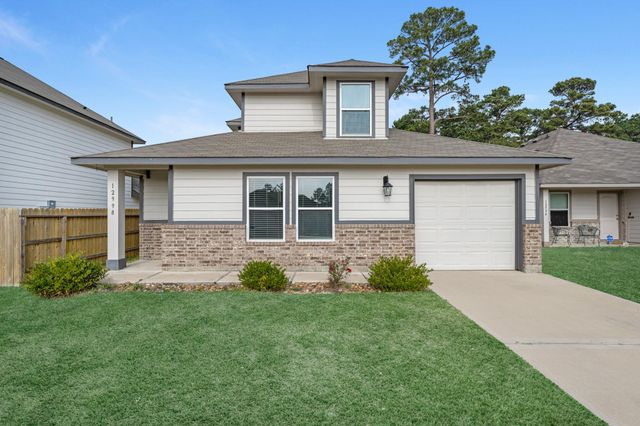 12998 Sorrento Bay Drive, Willis, TX 77318