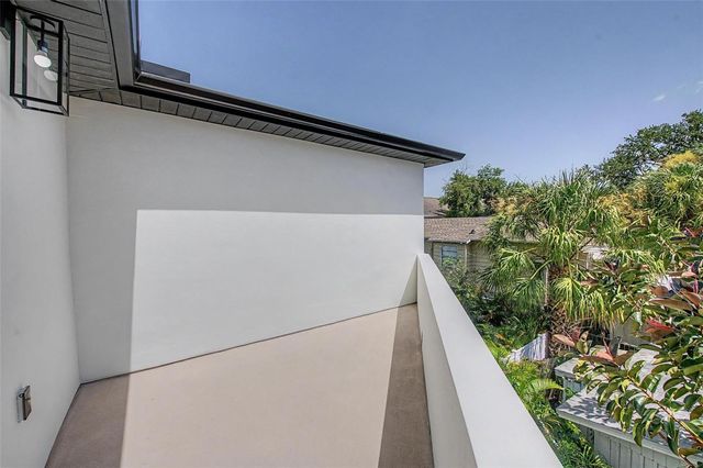 110 S ARRAWANA AVENUE 2, Tampa, FL 33609
