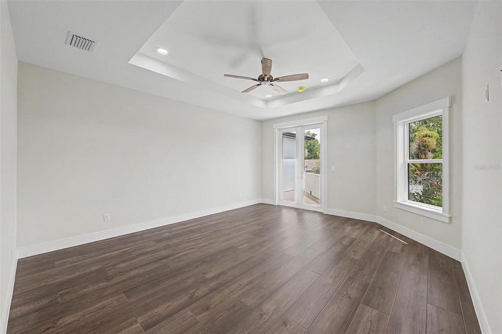 Image 28 of property listing at 110 S ARRAWANA AVENUE 2, Tampa, FL 33609