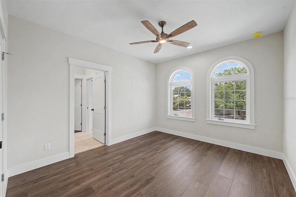 Image 34 of property listing at 110 S ARRAWANA AVENUE 2, Tampa, FL 33609