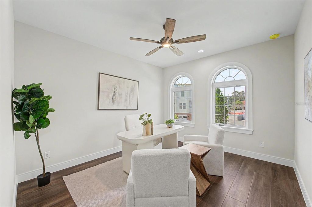 Image 44 of property listing at 110 S ARRAWANA AVENUE 2, Tampa, FL 33609