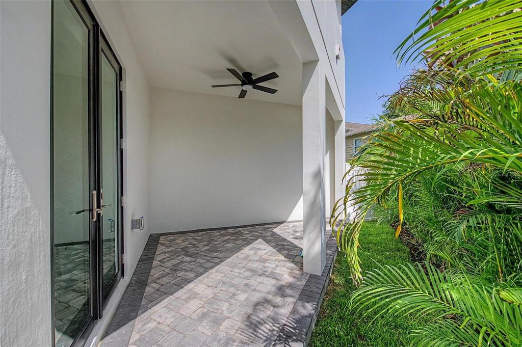 Image 47 of property listing at 110 S ARRAWANA AVENUE 2, Tampa, FL 33609
