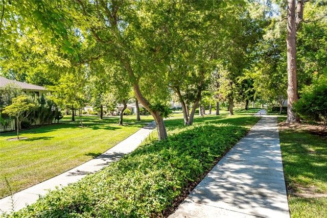 77 Calle Aragon C, Laguna Woods, CA 92637