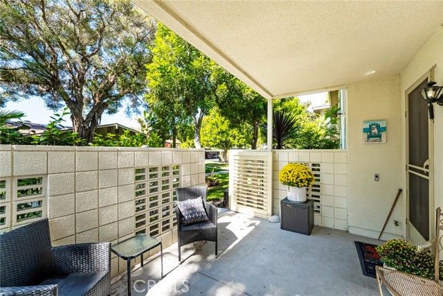 77 Calle Aragon C, Laguna Woods, CA 92637