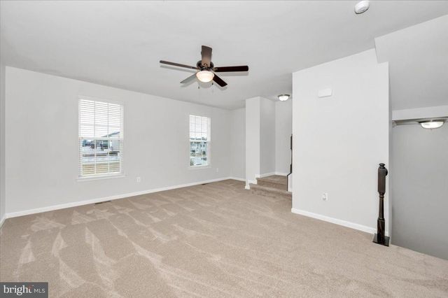 105 MONTREAL WAY, Falling Waters, WV 25419