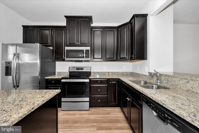 105 MONTREAL WAY, Falling Waters, WV 25419