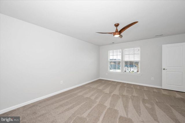 105 MONTREAL WAY, Falling Waters, WV 25419