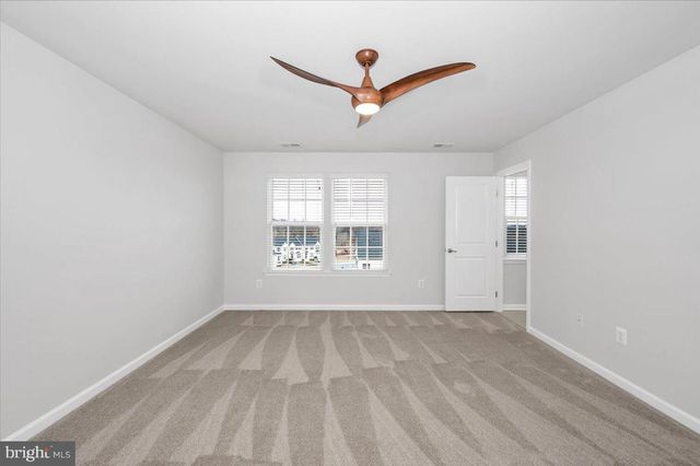 105 MONTREAL WAY, Falling Waters, WV 25419