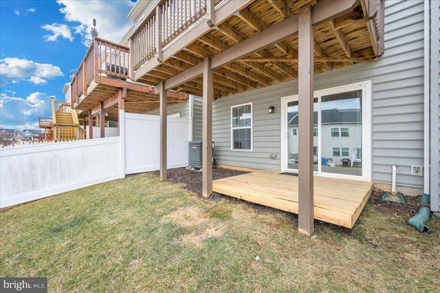 105 MONTREAL WAY, Falling Waters, WV 25419